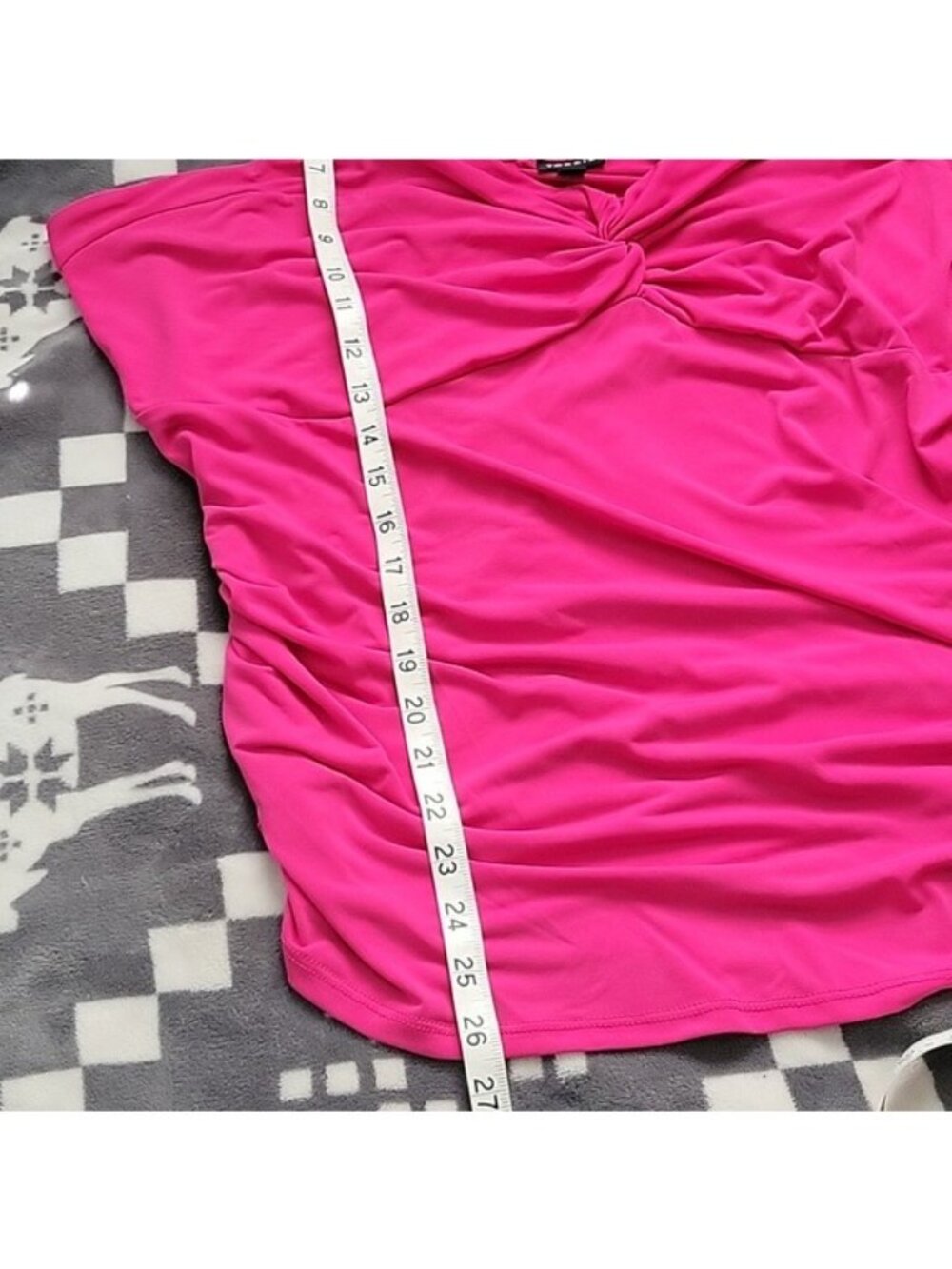 Torrid Hot Pink Knot Front Sweetheart Neckline Riched Sides Tank Top Size 3 - Picture 5 of 8